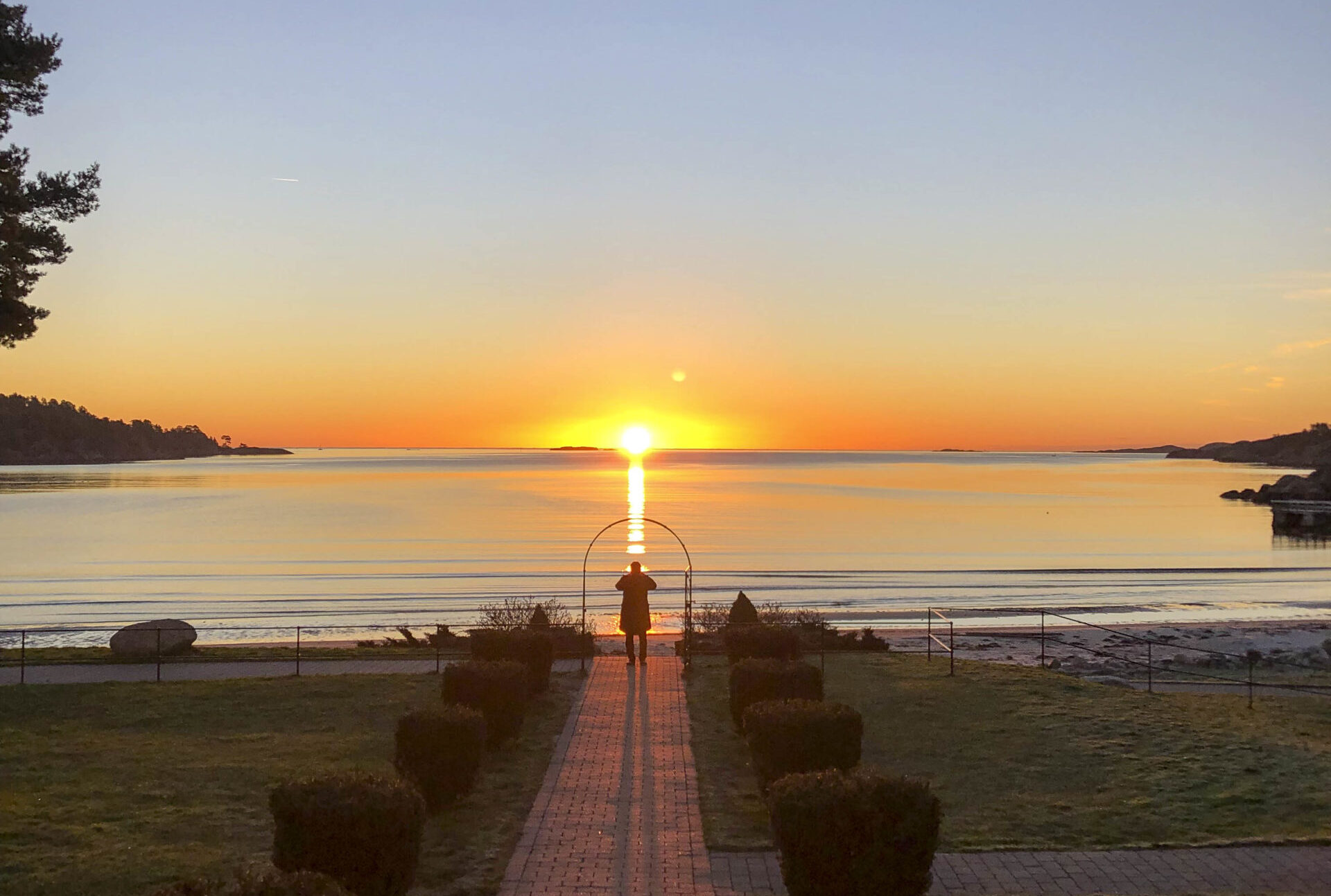 Solnedgang sett fra Strand Hotel Fevik